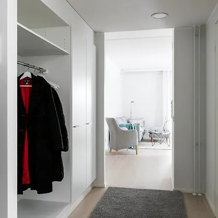 Sleepwell Haaga Apartment